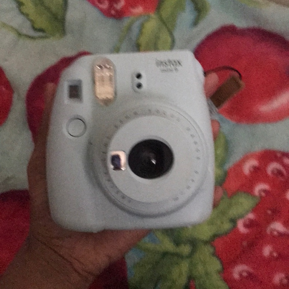 Instax mini 9 Fuji Film Camera - Picture 4 of 4